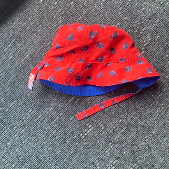 Reversible crab sunhat - Picture 2 of 3